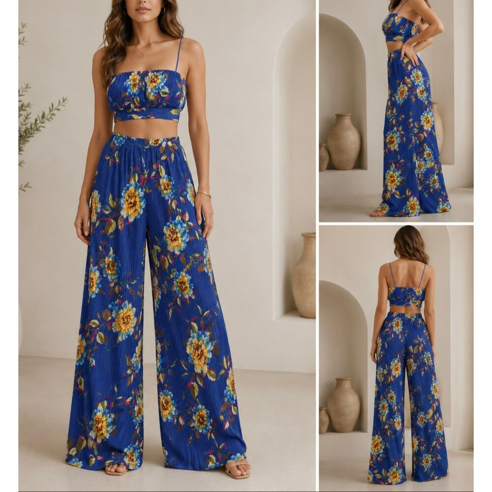 NWT Size XS Floral Pleated Cropped Top & Pants Set